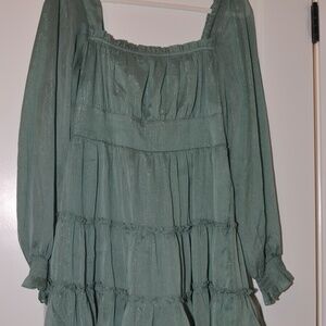 Altar'd State Long sleeve green Dress Size L